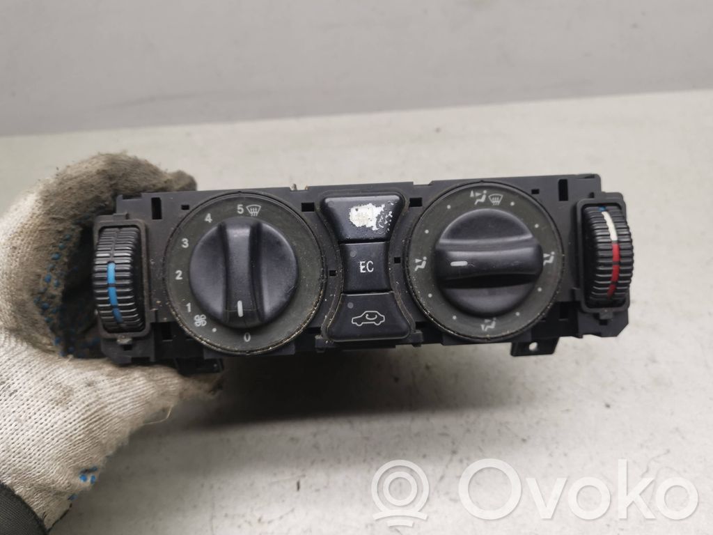 Mercedes-Benz C W202 Centralina del climatizzatore 