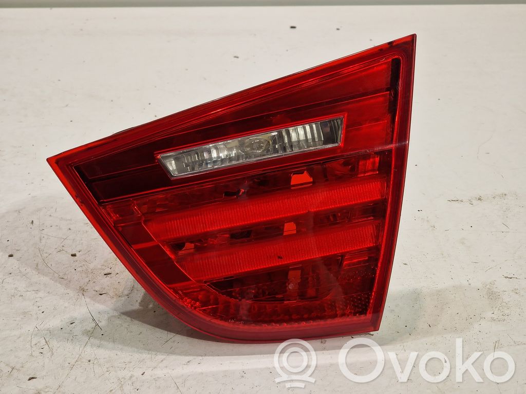 Tailgate rear/tail lights   7154156