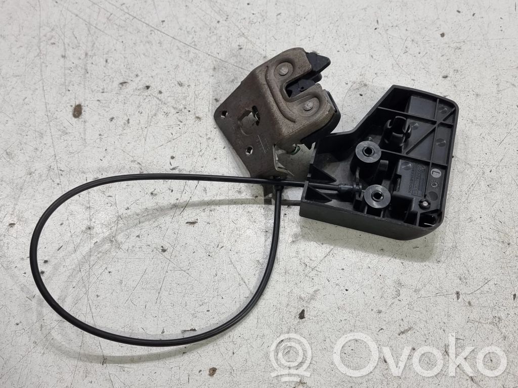 Seat back rest lock catch   52207112853