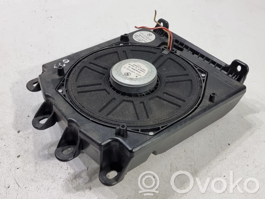 BMW 5 E60 E61 Subwoofer 