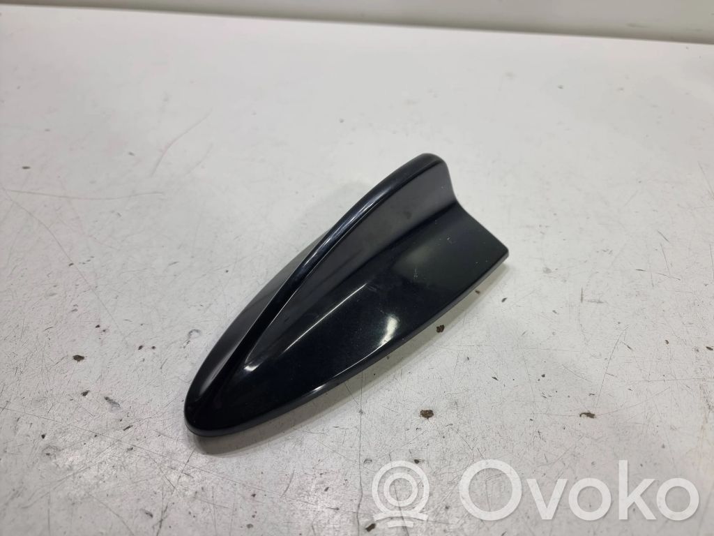 BMW 3 E90 E91 Abdeckung GPS Dachantenne 