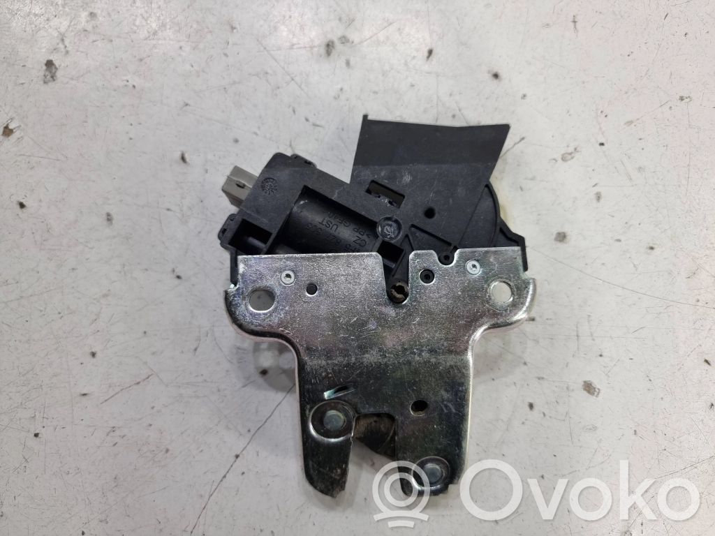 Tailgate/trunk/boot lock/catch/latch   4F5827505D
