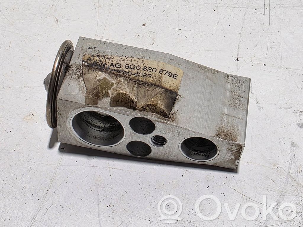 Volkswagen Golf VII Zawór rozprężny klimatyzacji A/C 