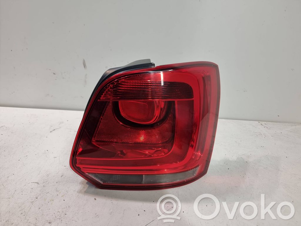 Volkswagen Polo V 6R Lampa tylna 
