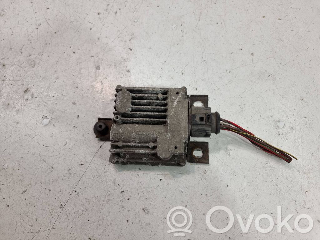 Volkswagen Touareg II Unitate/modul comandă pompă injecție combustibil 