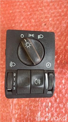 Light switch   9180774,9181045