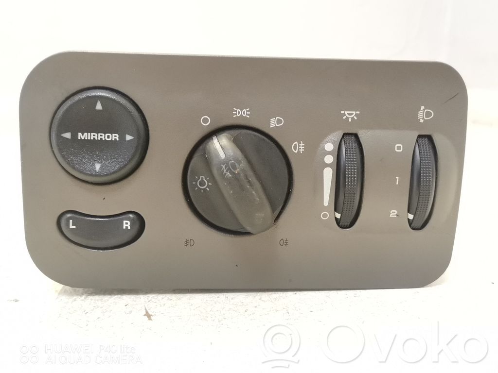 Light switch   P0SA901L5AD,9575541K