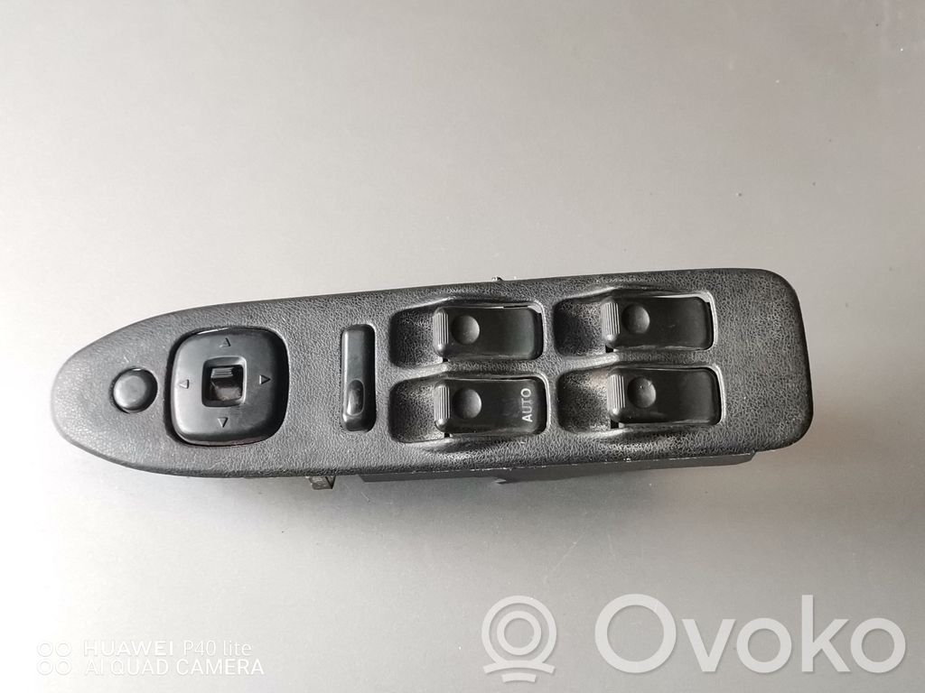 Mazda MPV Electric window control switch 