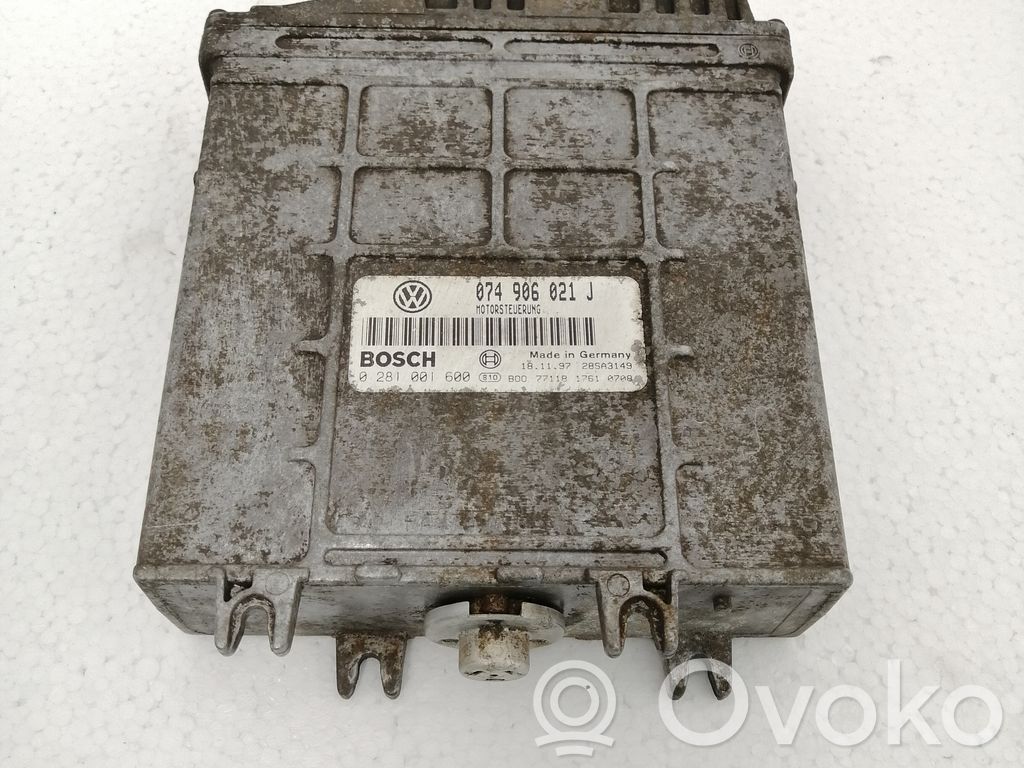 Volkswagen II LT Engine control unit/module 
