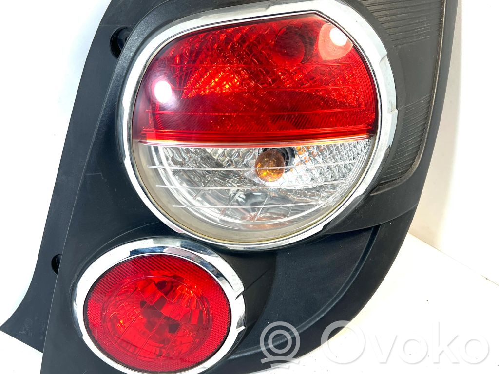 Rear/tail lights