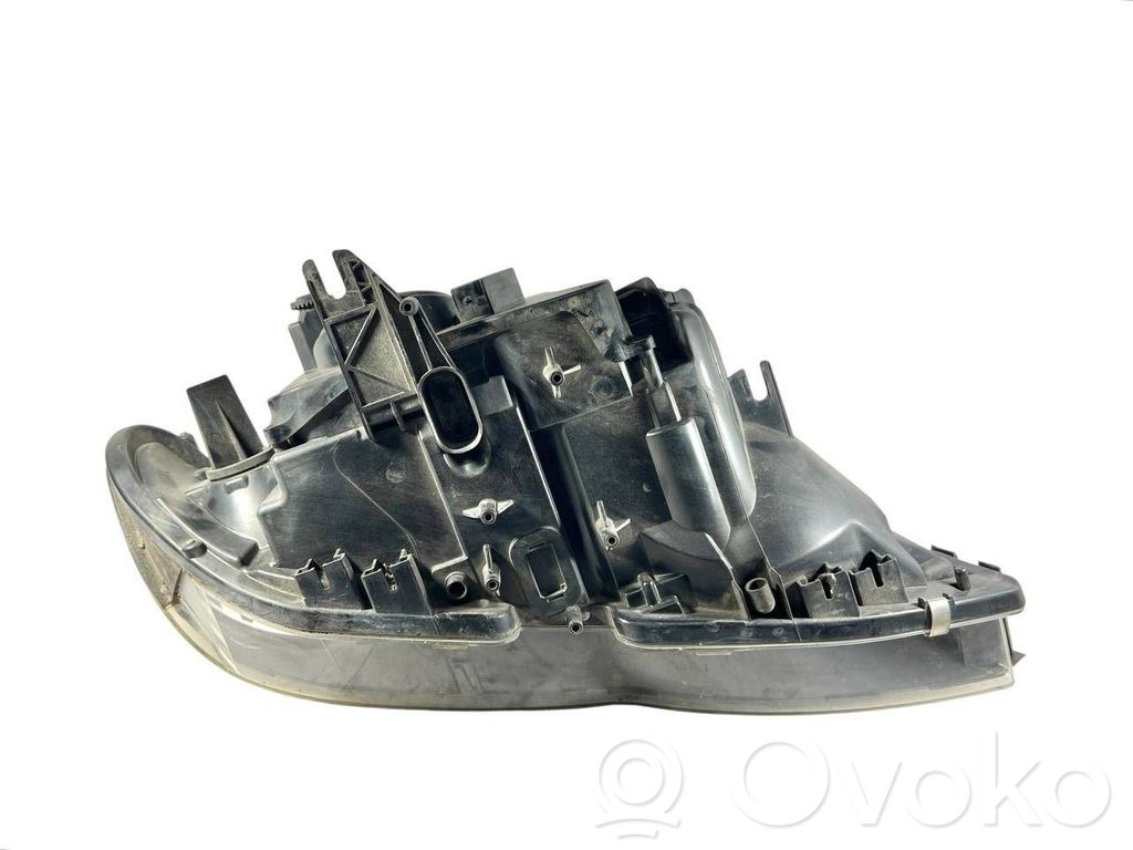 Headlight part   22457300L