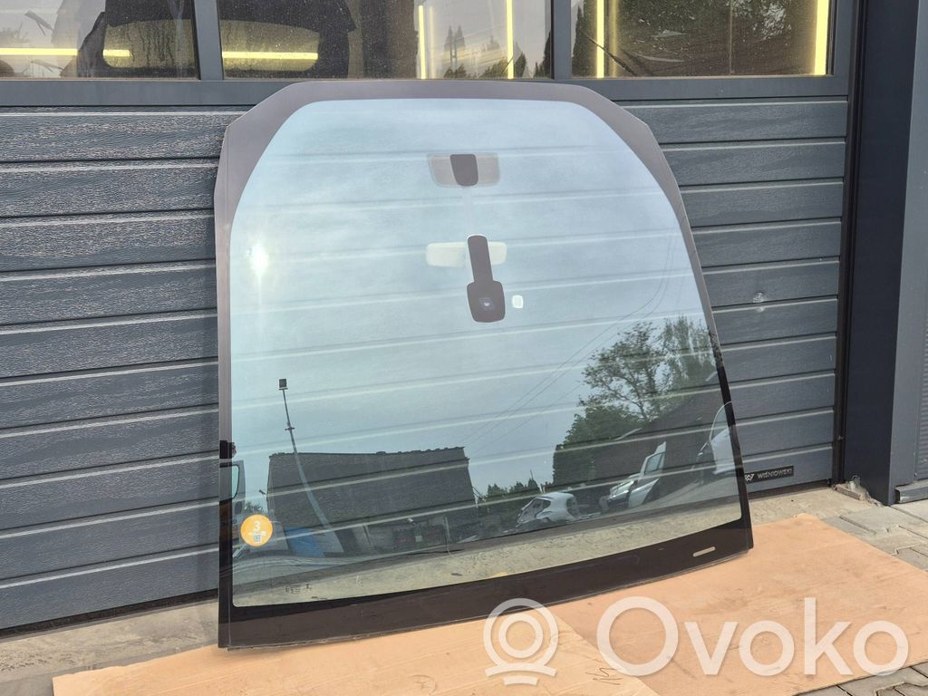 Citroen C4 I Picasso Front windscreen/windshield window 