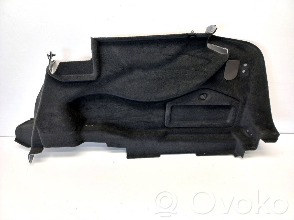 Jaguar XE Boczek / Tapicerka / bagażnika 