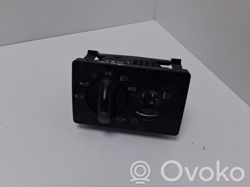 Valokatkaisija   3M5T13A024CB