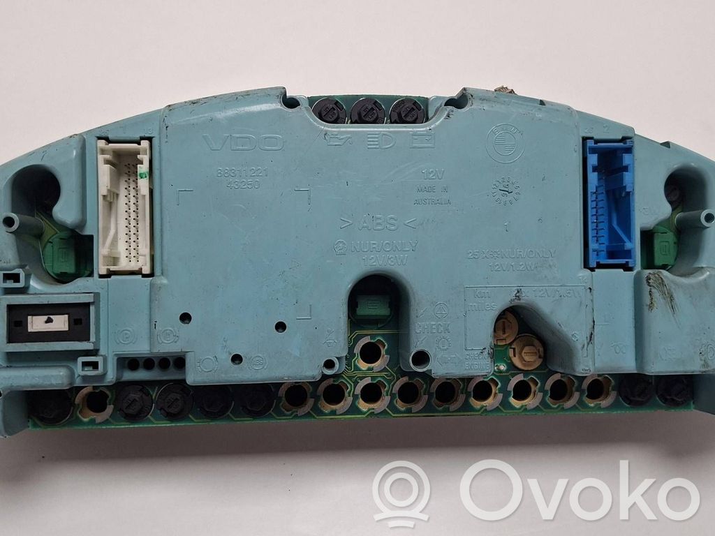 BMW 3 E46 Speedometer (instrument cluster) 