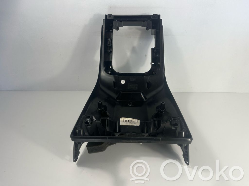 Volvo V70 Kita centrinė konsolės (tunelio) detalė 