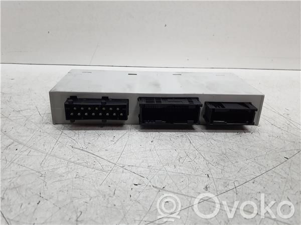 BMW 3 E46 Oven keskuslukituksen ohjausyksikön moduuli 