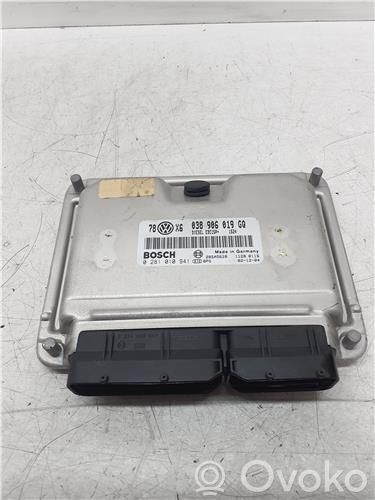 Volkswagen Passat Alltrack Engine control unit/module 