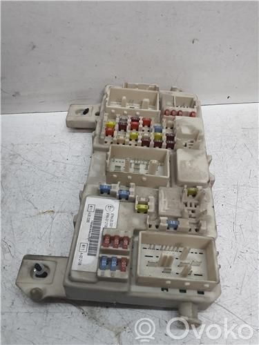 Unidad de control del BSM   7M5T14A073BB,519241103