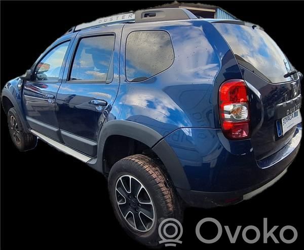 Dacia Duster Oroch Puerta del maletero/compartimento de carga 