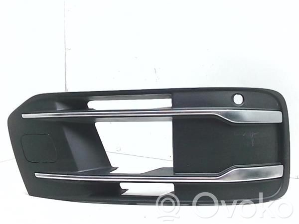 Audi Q7 4M Grill / Wlot powietrza błotnika przedniego 