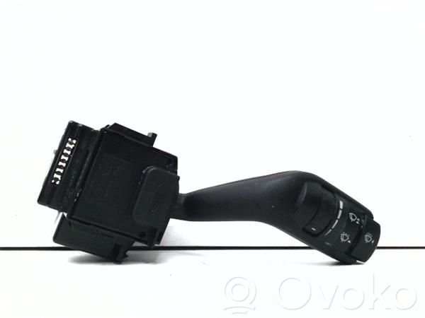 Pyyhkijän vipu   1350066,17D9401DX1AA