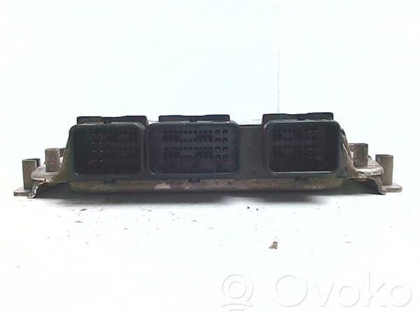 Unidad de control/módulo del motor   9658477580