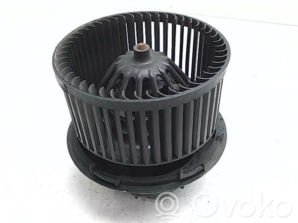 Dacia Duster Lämmittimen puhallin 