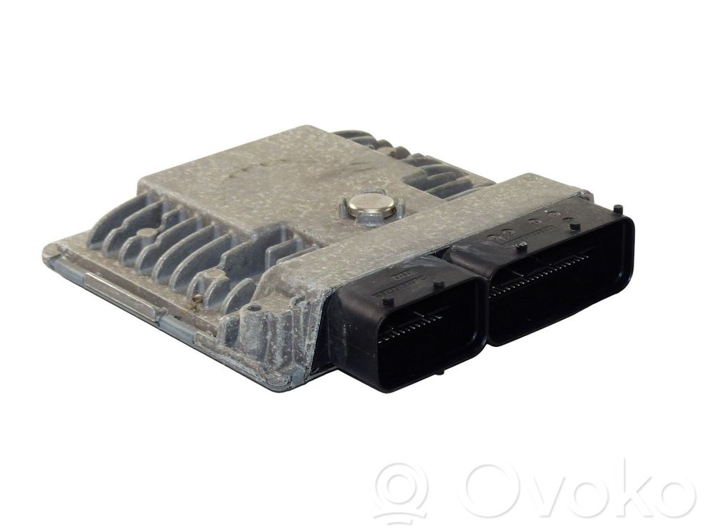 Engine control unit/module   03F906070ER