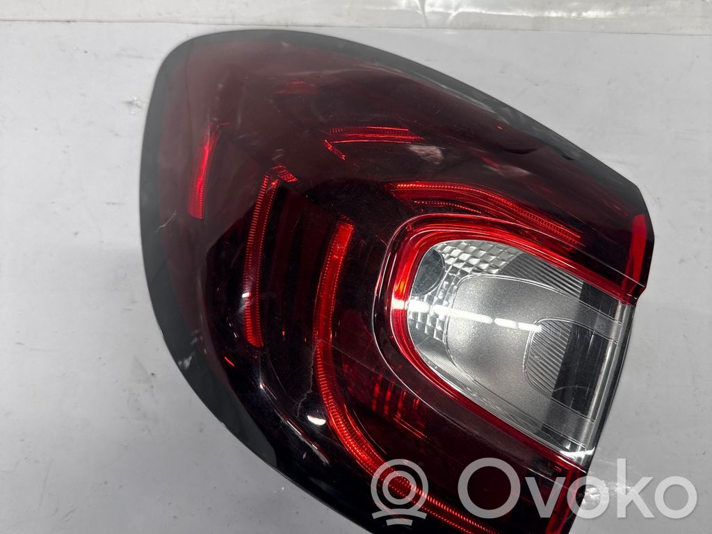 Renault Captur Lampa tylna 