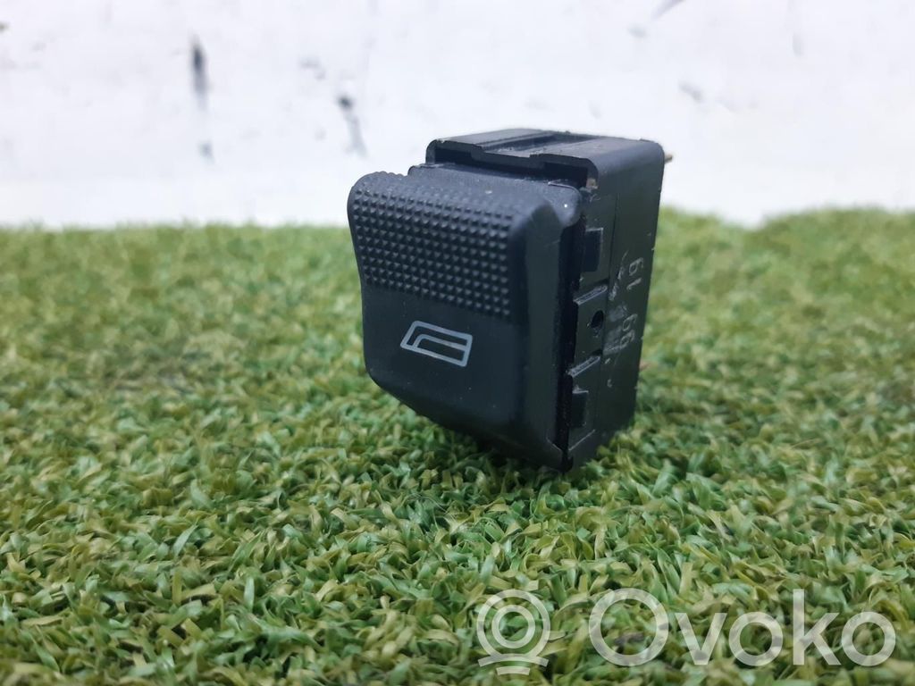 Interruptor del elevalunas eléctrico   4D0959855