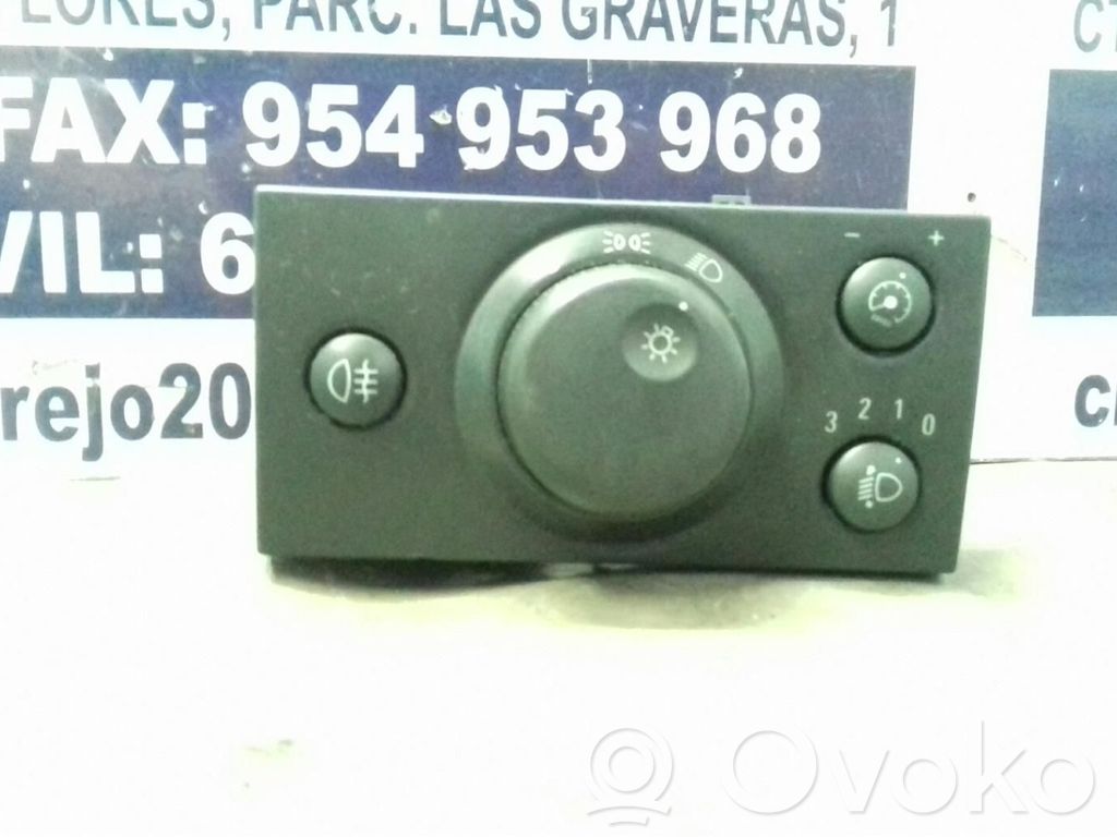 Opel Meriva A Light switch 