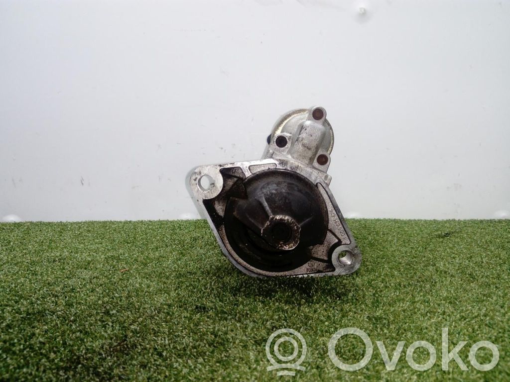 Motor de arranque   281000D130