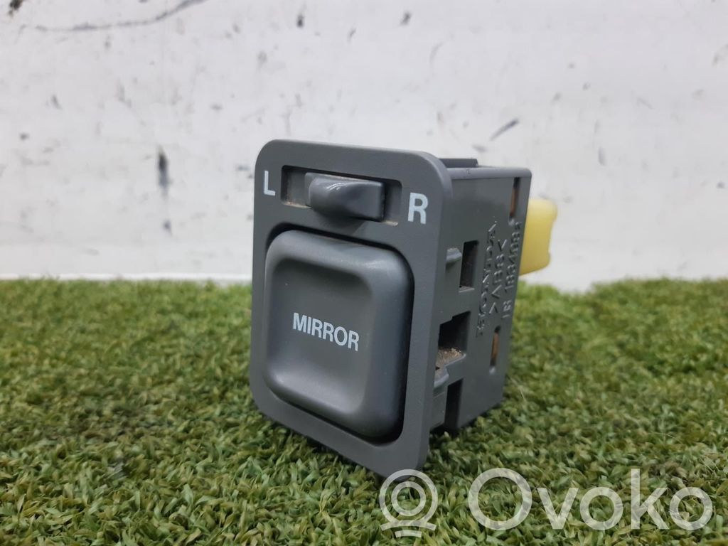 Wing mirror switch   183498