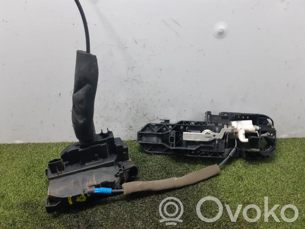 Renault Megane III Zamek drzwi przednich 