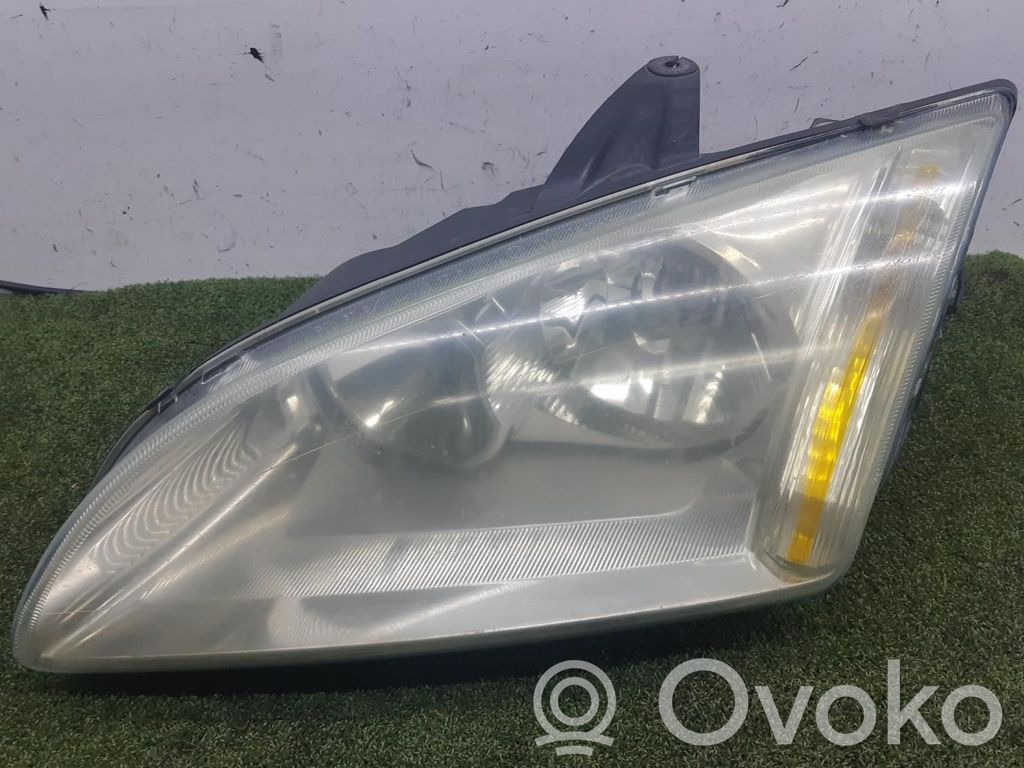 Ford Focus Scheinwerfer 
