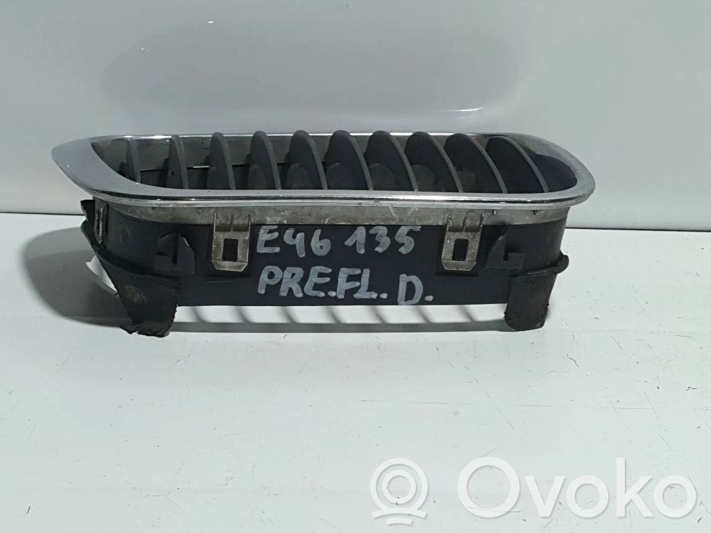 Front grill   R511381950560