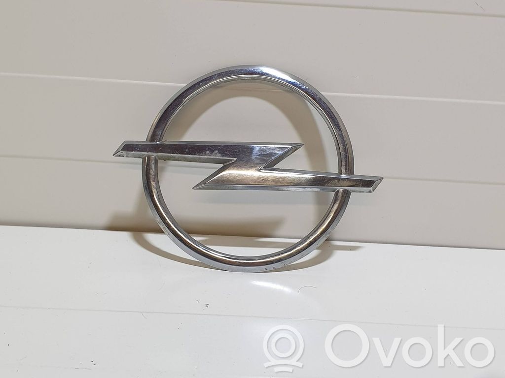 Opel Astra H Valmistajan merkki/logo/tunnus 