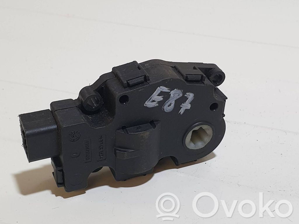 Stellmotor Heizung Klima   EFB331,09022008,929888G