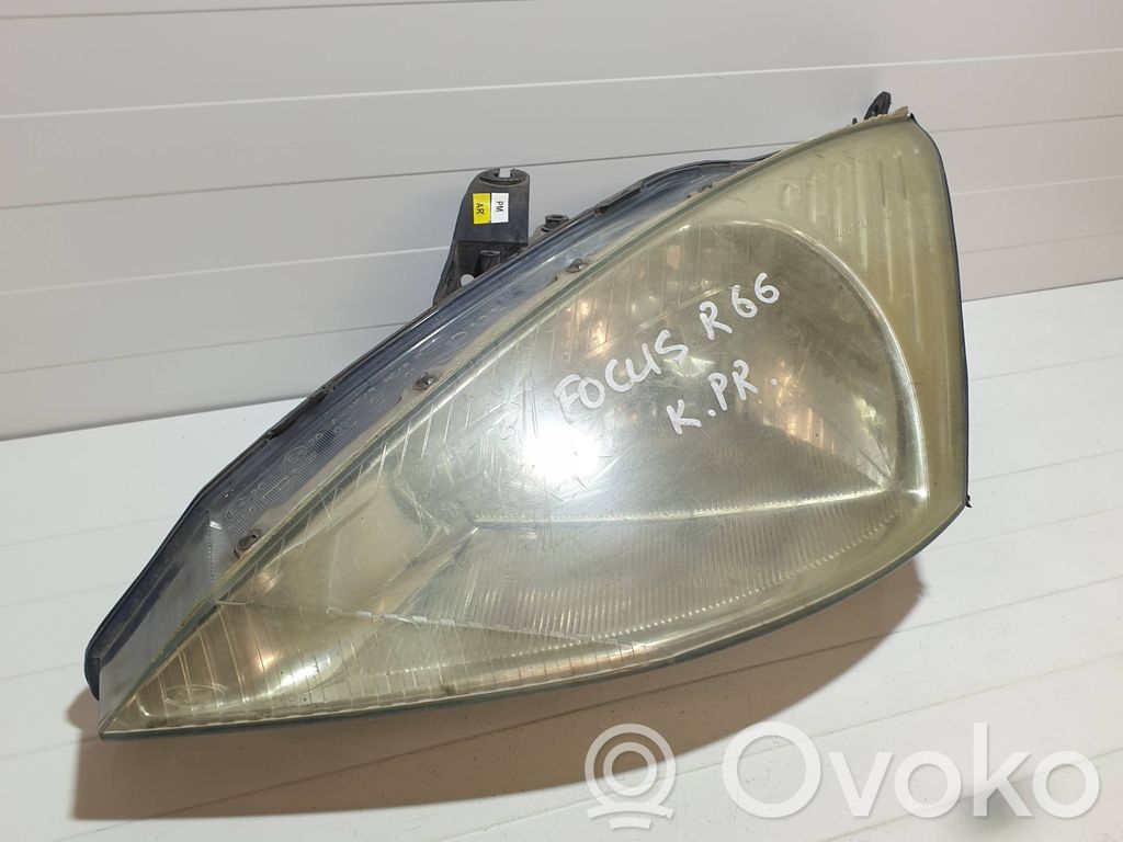 Headlight/headlamp   E4209420
