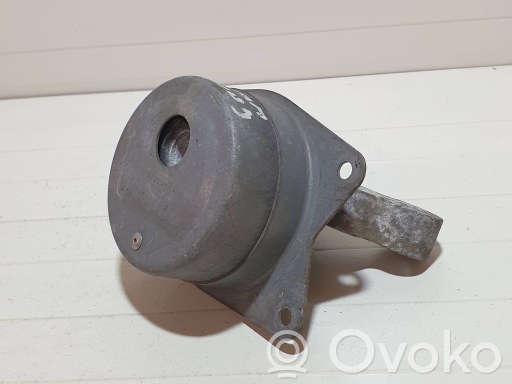 Engine mount bracket   2107196,V057290906