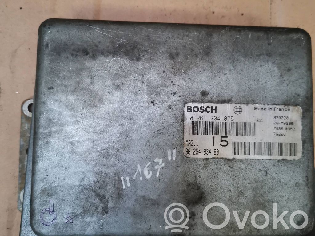 Engine control unit/module   9625493480,0261204075