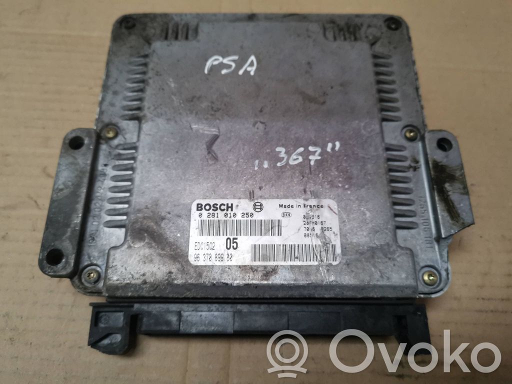 Peugeot 206 Engine control unit/module 