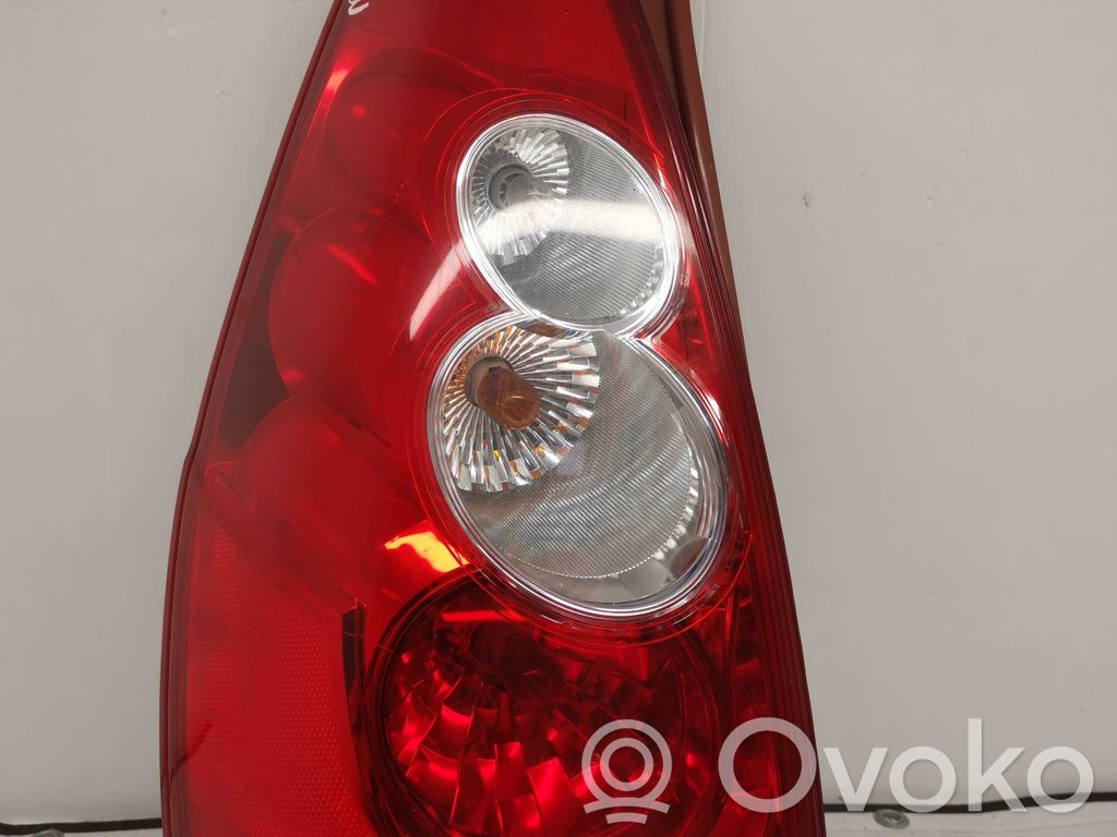 Mazda 5 Rear/tail lights 