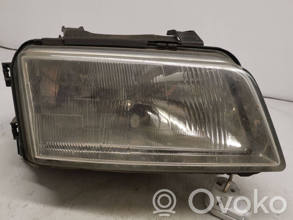 Audi A4 S4 B5 8D Headlight/headlamp 