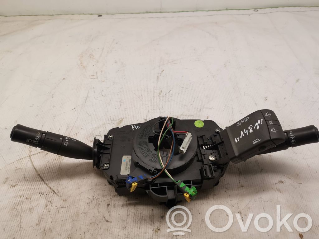 Renault Megane II Interruptor de control multifunción 