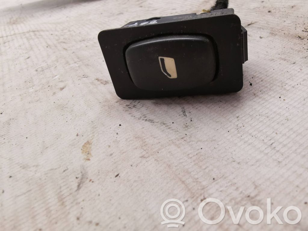 Peugeot 807 Electric window control switch 