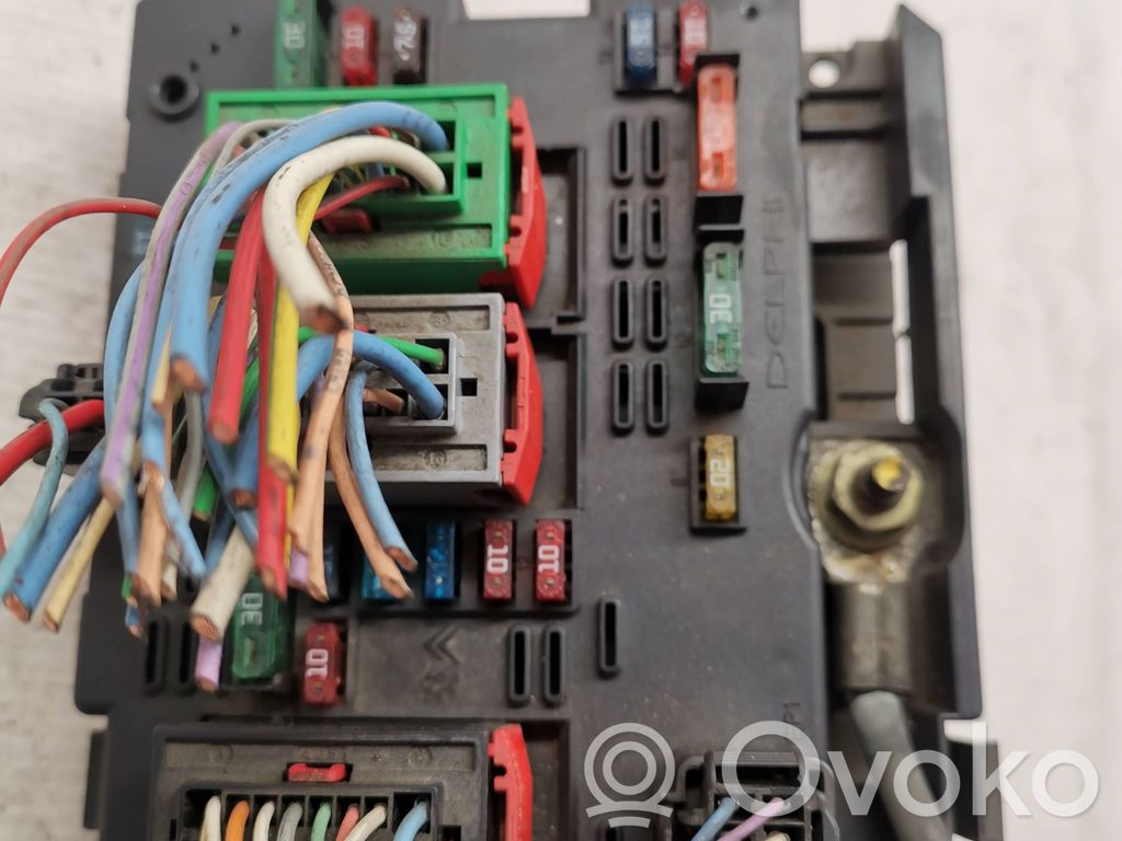 Peugeot 307 Fuse module 