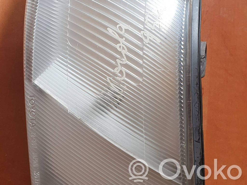 Toyota Corolla E100 Front indicator light 