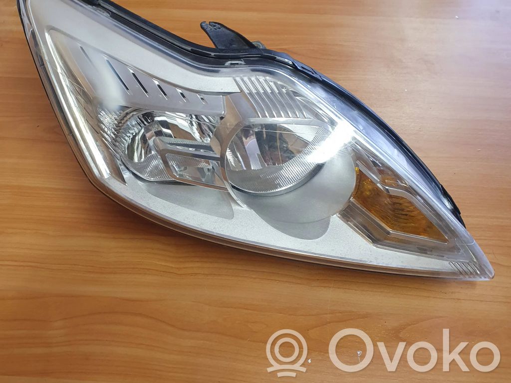 Ford Focus Headlight/headlamp 